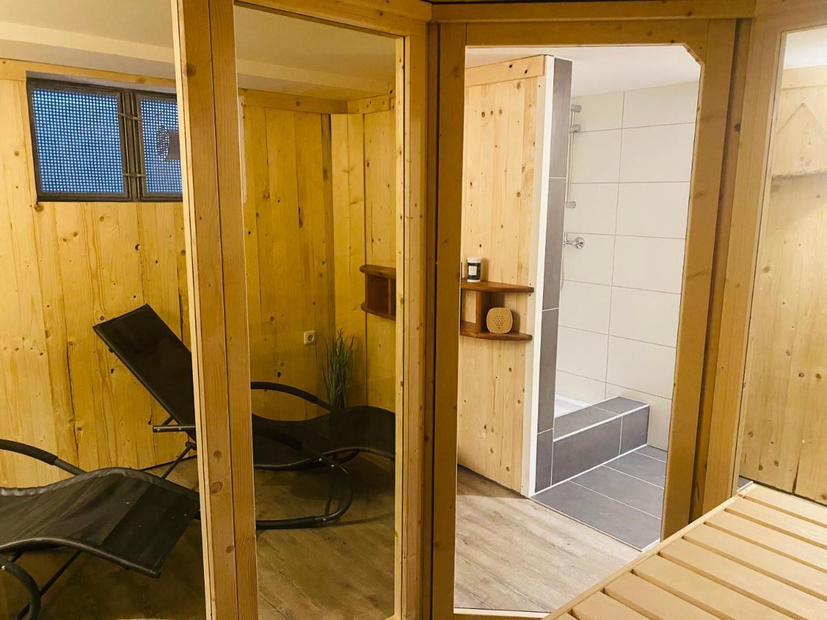 Kapitaenshaus An Der Warnow Mit Sauna Rostock Exteriér fotografie
